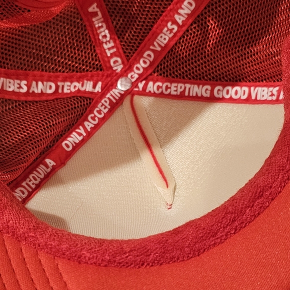Red Hat only accepting Good Vibes and tequila - Picture 4 of 4